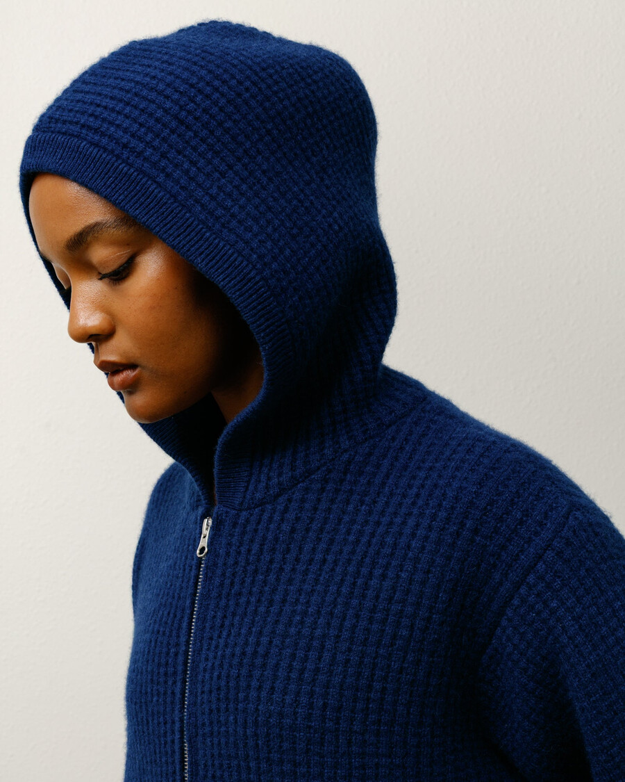 maglione con cappuccio e cerniera in cashmere a nido dape