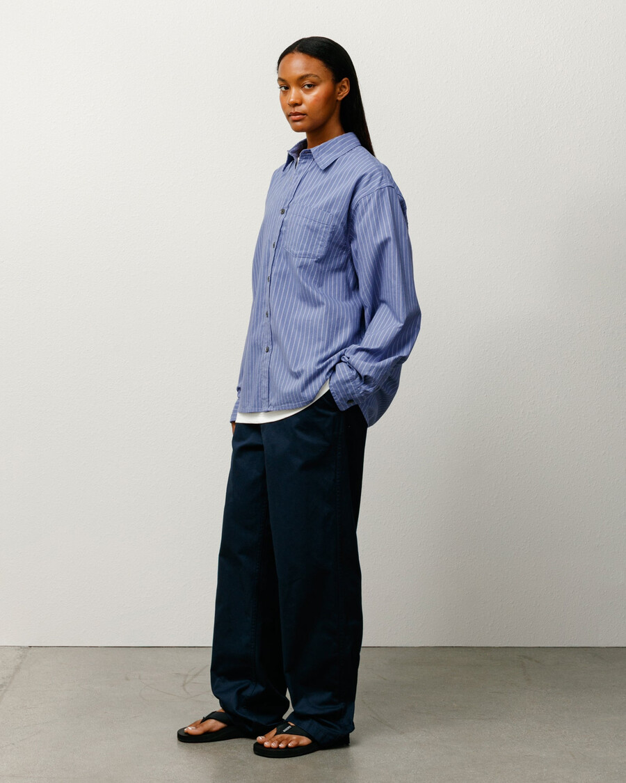 pantaloni chino