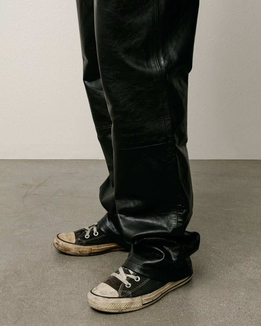 nuovo pantalone classico in pelle